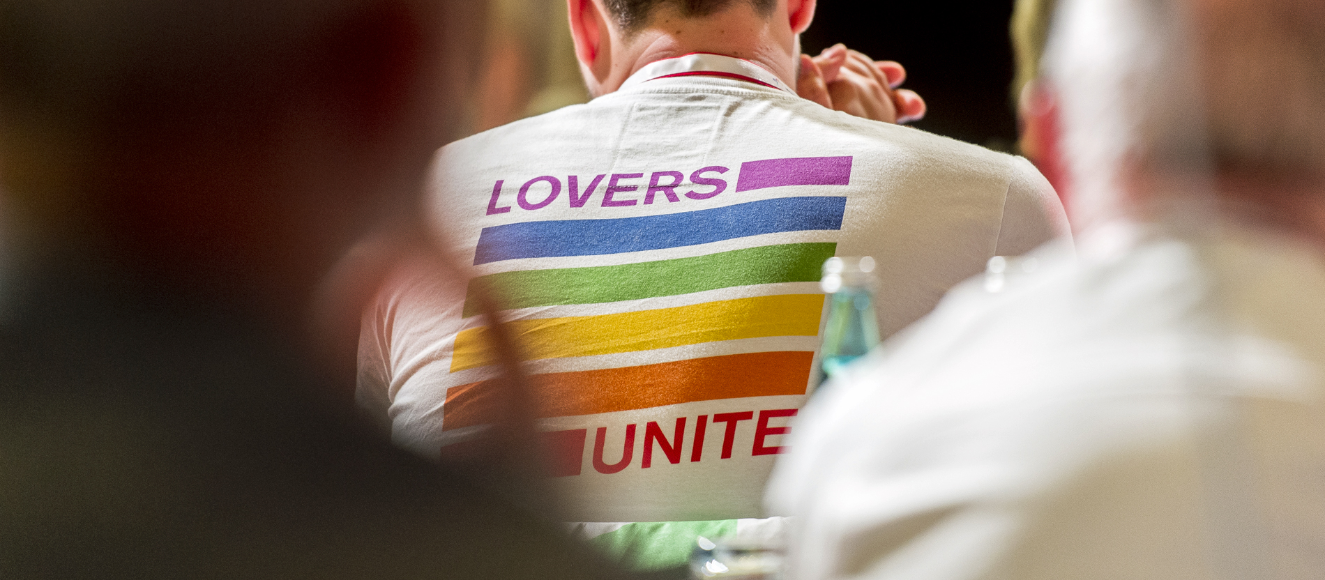 Dikasterij za nauk vjere dopušta queer kumove i svjedoke