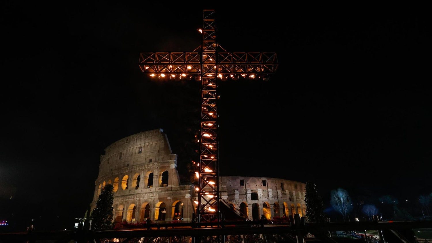 Snažne riječi i geste pape Franje